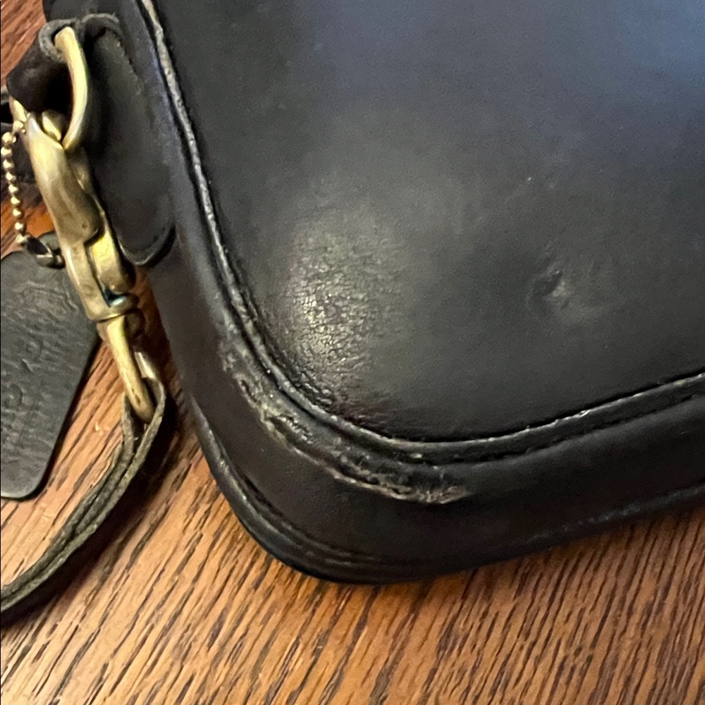 Vintage Coach Black Turnlock Crossbody | Made in USA | Restored Leather - Picture 7 of 13